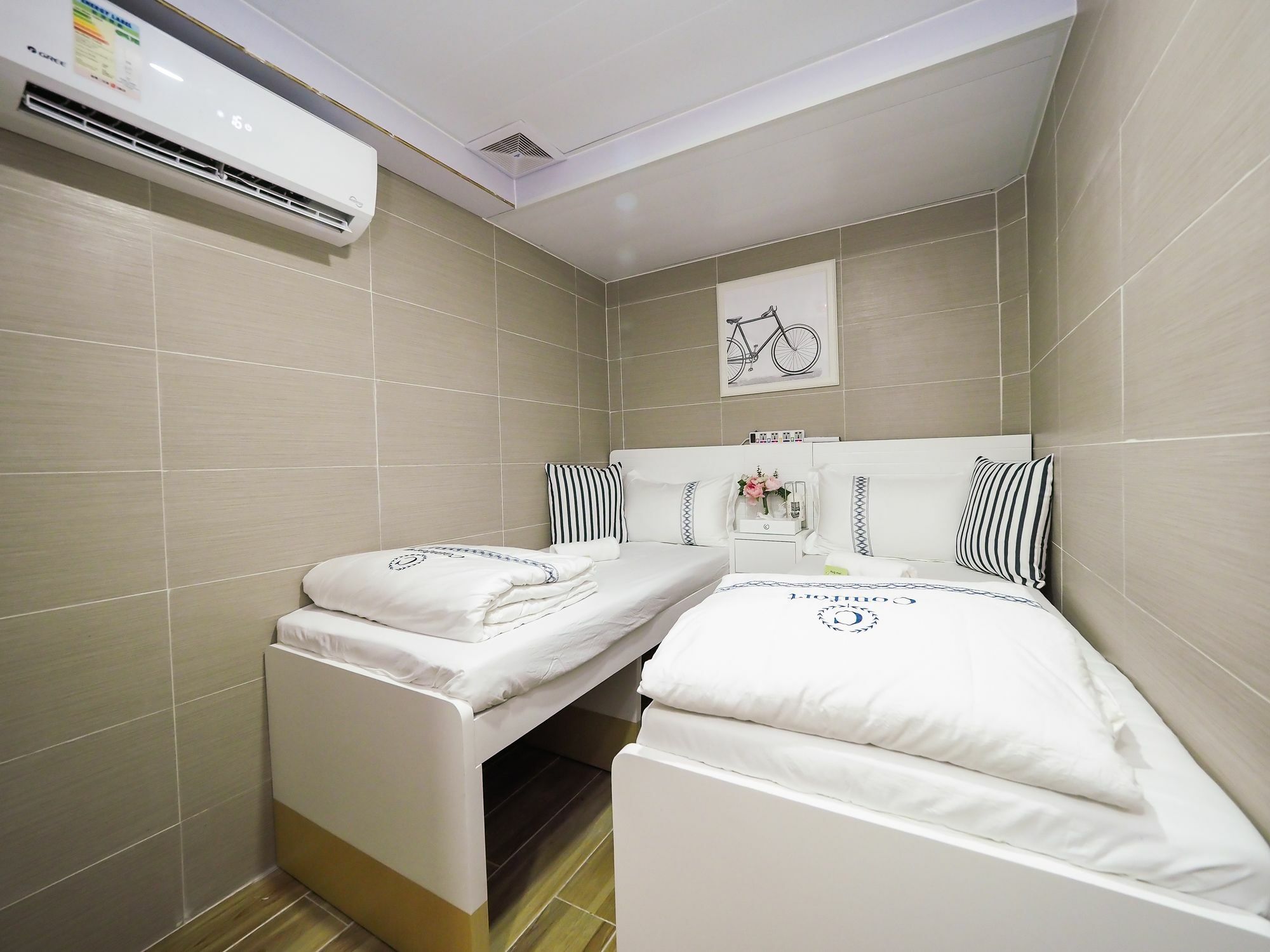 Hk International Hostel Tsim Sha Tsui  Exterior photo